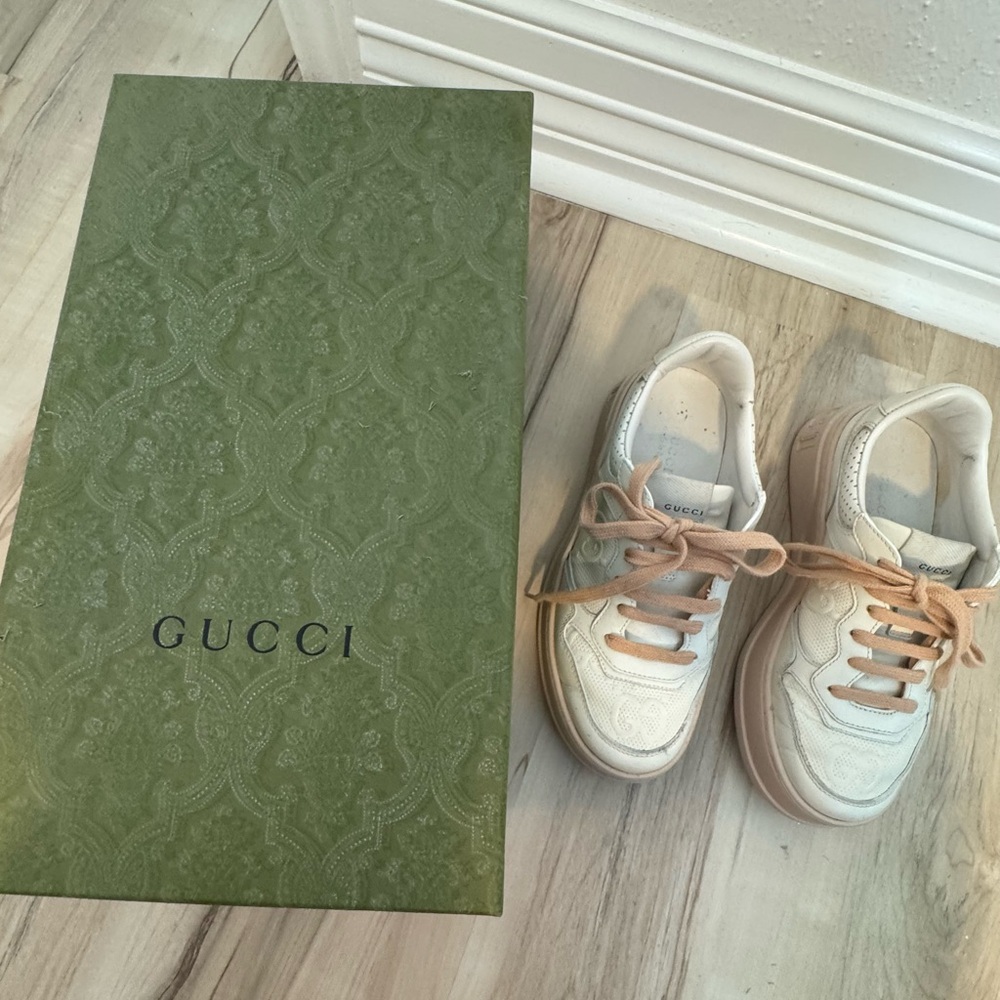 Gucci Cream and Peach Sneakers